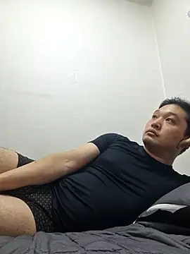 Snapshot of offwhite777 chatting on 12-01-25, 03:06 offwhite777 online show from 12-01-25, 03:06