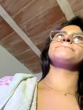 Snapshot of Emma_Giraldo chatting on 09-23-25, 12:13 Emma Giraldo online show from 09-23-25, 12:13