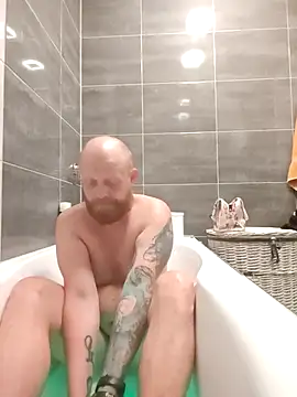 bouraktom6 online show from 09-29-25, 12:05