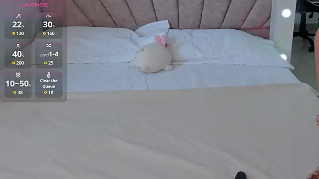 leahaltomm online show from 11-10-25, 08:41