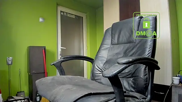 Snapshot of BigCumShoot chatting on 02-09-25, 07:27 BigCumShoot online show from 02-09-25, 07:27