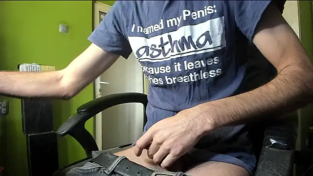 Snapshot of BigCumShoot chatting on 02-02-26, 08:24 BigCumShoot online show from 02-02-26, 08:24