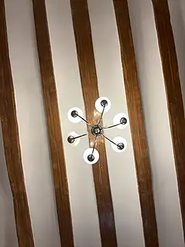 laarti online show from 11-19-25, 10:59