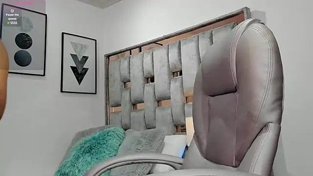 Alexa candy18 online show from 02-26-25, 11:59