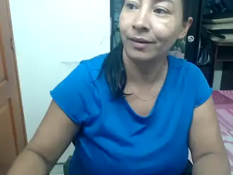 Snapshot of Siblleyx chatting on 01-09-25, 05:22 Siblleyx online show from 01-09-25, 05:22