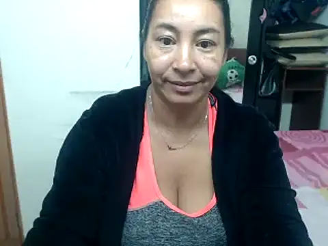 Snapshot of Siblleyx chatting on 01-11-25, 12:44 Siblleyx online show from 01-11-25, 12:44