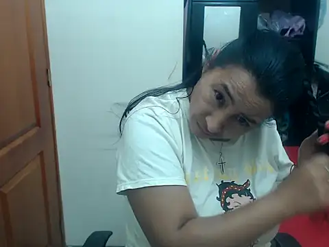 Snapshot of Siblleyx chatting on 02-25-25, 10:07 Siblleyx online show from 02-25-25, 10:07