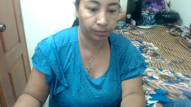 Snapshot of Siblleyx chatting on 09-27-25, 02:00 Siblleyx online show from 09-27-25, 02:00