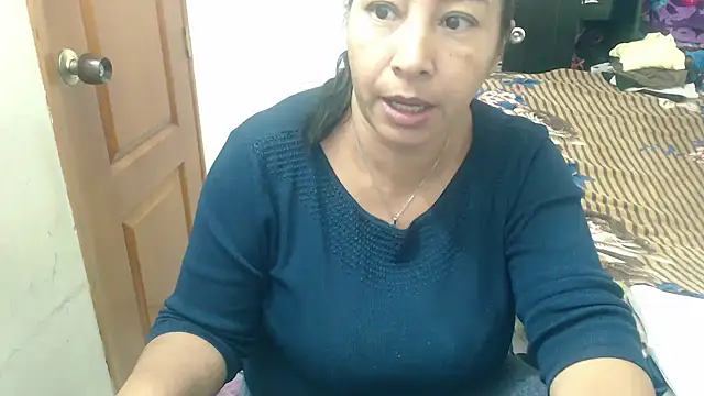 Snapshot of Siblleyx chatting on 10-09-25, 04:49 Siblleyx online show from 10-09-25, 04:49