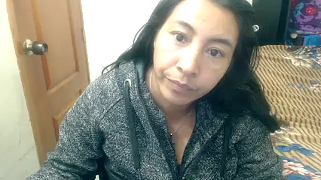 Snapshot of Siblleyx chatting on 10-14-25, 09:04 Siblleyx online show from 10-14-25, 09:04