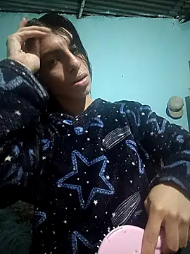 Snapshot of Ariell_Kieran chatting on 11-30-25, 03:21 Ariell Kieran online show from 11-30-25, 03:21