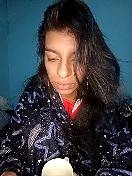 Snapshot of Ariell_Kieran chatting on 01-07-26, 05:32 Ariell Kieran online show from 01-07-26, 05:32