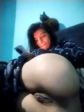 Snapshot of Ariell_Kieran chatting on 02-27-26, 03:39 Ariell Kieran online show from 02-27-26, 03:39