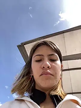 Snapshot of Andrea18_blonde chatting on 11-10-25, 02:38 Andrea18 blonde online show from 11-10-25, 02:38