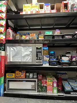 Snapshot of Andrea18_blonde chatting on 11-28-25, 10:45 Andrea18 blonde online show from 11-28-25, 10:45