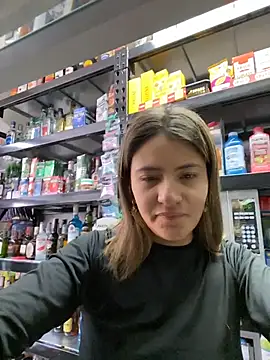 Snapshot of Andrea18_blonde chatting on 03-05-26, 02:46 Andrea18 blonde online show from 03-05-26, 02:46