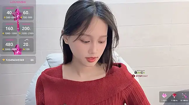 xunian71O online show from 02-13-25, 03:56