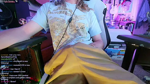 AaronSkeetman online show from 07-26-26, 04:53