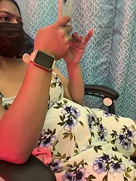 Snapshot of Sejall2 chatting on 03-01-25, 06:11 Sejall2 online show from 03-01-25, 06:11