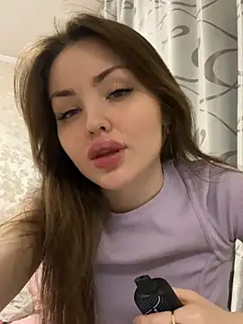 Lora Rosee online show from 03-11-25, 07:14