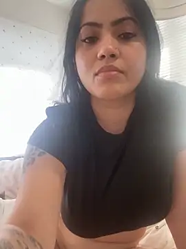 Snapshot of nadia06 chatting on 02-20-25, 11:10 nadia06 online show from 02-20-25, 11:10