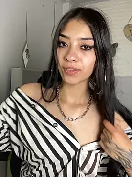 Snapshot of TayylorSexx chatting on 03-11-25, 04:54 TayylorSexx online show from 03-11-25, 04:54