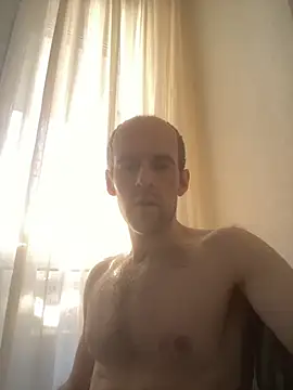 LynnAhNight online show from 09-27-25, 04:50