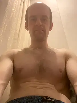 LynnAhNight online show from 10-22-25, 03:29