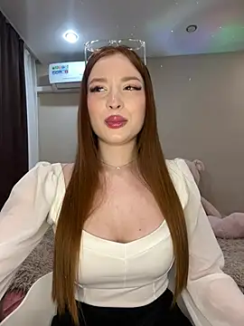 JessRoal online show from 02-28-25, 01:03