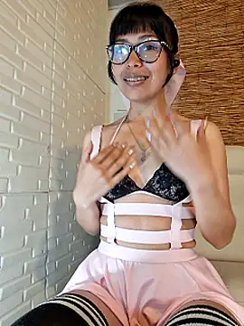 Snapshot of Luna_7_777 chatting on 03-23-25, 05:10 Luna 7 777 online show from 03-23-25, 05:10