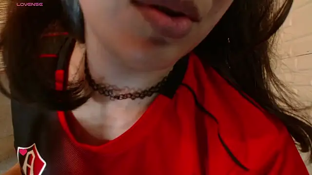 Snapshot of Luna_7_777 chatting on 09-20-25, 05:08 Luna 7 777 online show from 09-20-25, 05:08