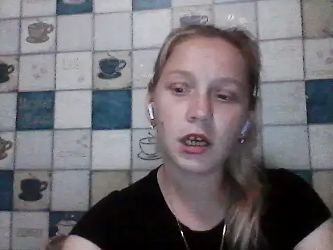 Snapshot of Anna_wey chatting on 06-30-26, 07:15 Anna wey online show from 06-30-26, 07:15