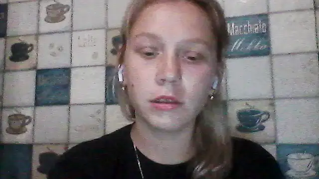 Snapshot of Anna_wey chatting on 07-01-26, 07:46 Anna wey online show from 07-01-26, 07:46