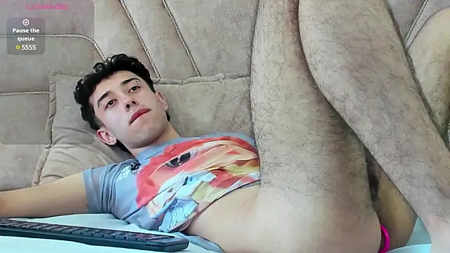 Snapshot of erickblaze_wm chatting on 02-08-25, 03:31 erickblaze wm online show from 02-08-25, 03:31