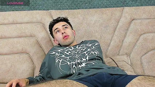 Snapshot of erickblaze_wm chatting on 02-21-25, 12:50 erickblaze wm online show from 02-21-25, 12:50