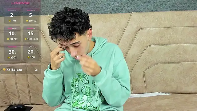 Snapshot of erickblaze_wm chatting on 02-25-25, 07:58 erickblaze wm online show from 02-25-25, 07:58