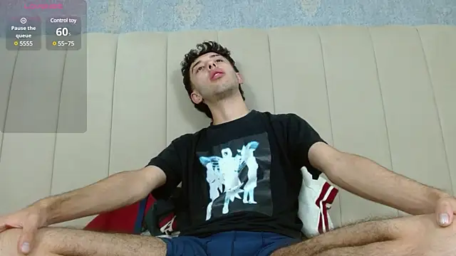 Snapshot of erickblaze_wm chatting on 02-27-25, 10:15 erickblaze wm online show from 02-27-25, 10:15