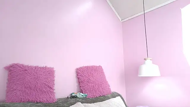 Snapshot of Hiyakasudere chatting on 01-07-26, 12:40 Hiyakasudere online show from 01-07-26, 12:40