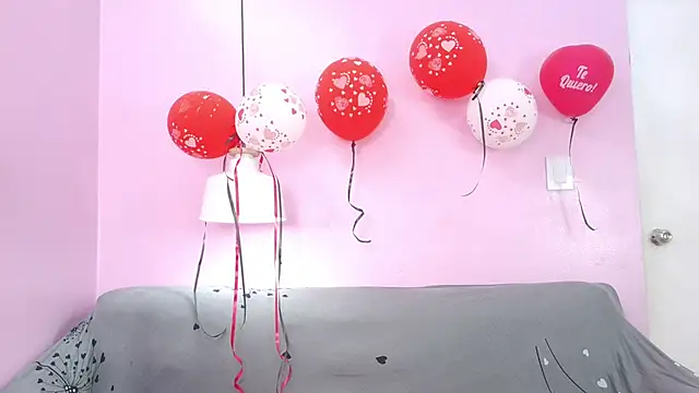 Snapshot of Hiyakasudere chatting on 03-02-26, 06:04 Hiyakasudere online show from 03-02-26, 06:04