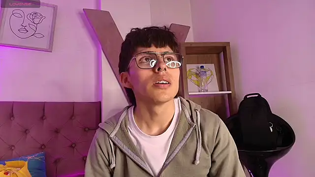 PepperTwink online show from 11-27-25, 01:02