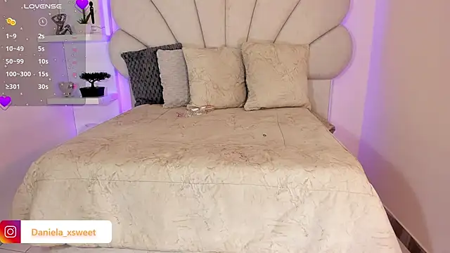 Danielaangelina online show from 10-06-25, 05:38