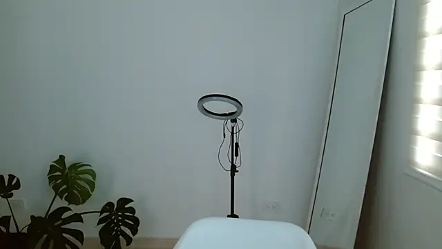 ggor4w33 online show from 02-03-25, 09:50