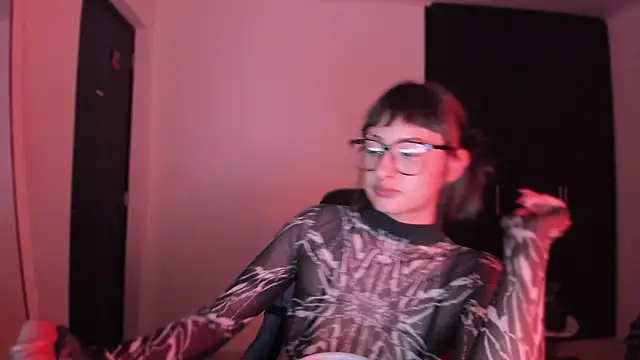 ggor4w33 online show from 10-05-25, 11:46