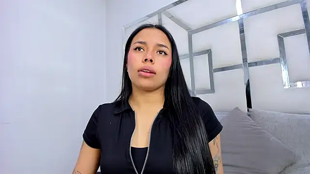 ZoeWan69 online show from 11-22-25, 01:54