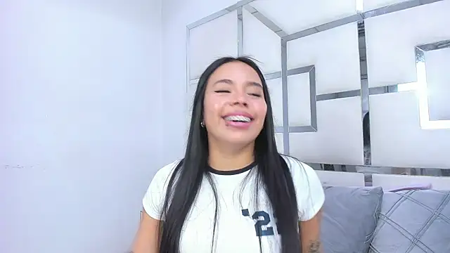 ZoeWan69 online show from 03-13-26, 02:12