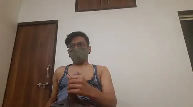 Snapshot of kk77102 chatting on 02-04-25, 05:45 kk77102 online show from 02-04-25, 05:45