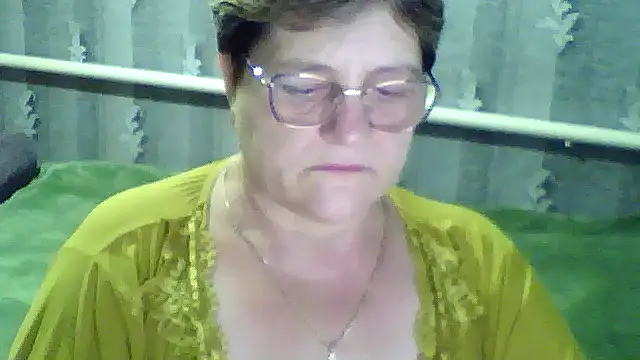 Snapshot of ElzaJewel chatting on 10-07-25, 05:04 ElzaJewel online show from 10-07-25, 05:04