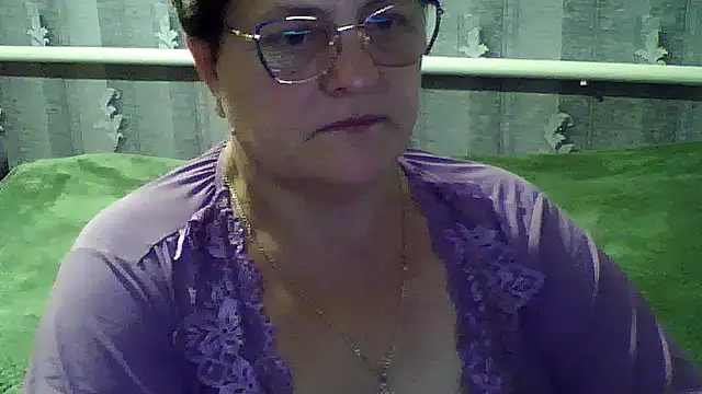 Snapshot of ElzaJewel chatting on 10-11-25, 07:23 ElzaJewel online show from 10-11-25, 07:23