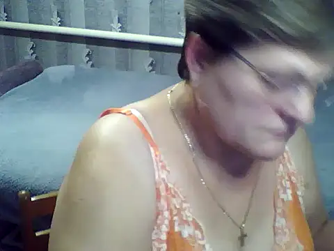 Snapshot of ElzaJewel chatting on 11-24-25, 07:13 ElzaJewel online show from 11-24-25, 07:13