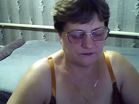 Snapshot of ElzaJewel chatting on 11-25-25, 07:47 ElzaJewel online show from 11-25-25, 07:47